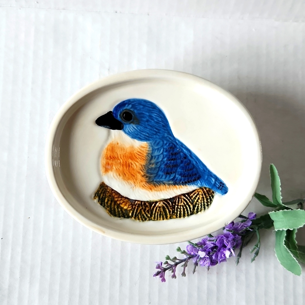 Vintage soap dish
